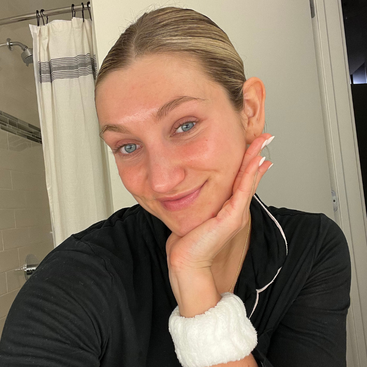 Everything You Need to Host the Bougie Picnic of Your Dreams This Spring