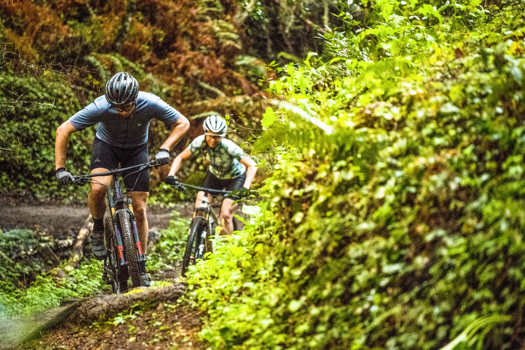Competitive Cyclist Cuts Prices on Helmets, Jerseys, and More for MTB Apparel Sale
