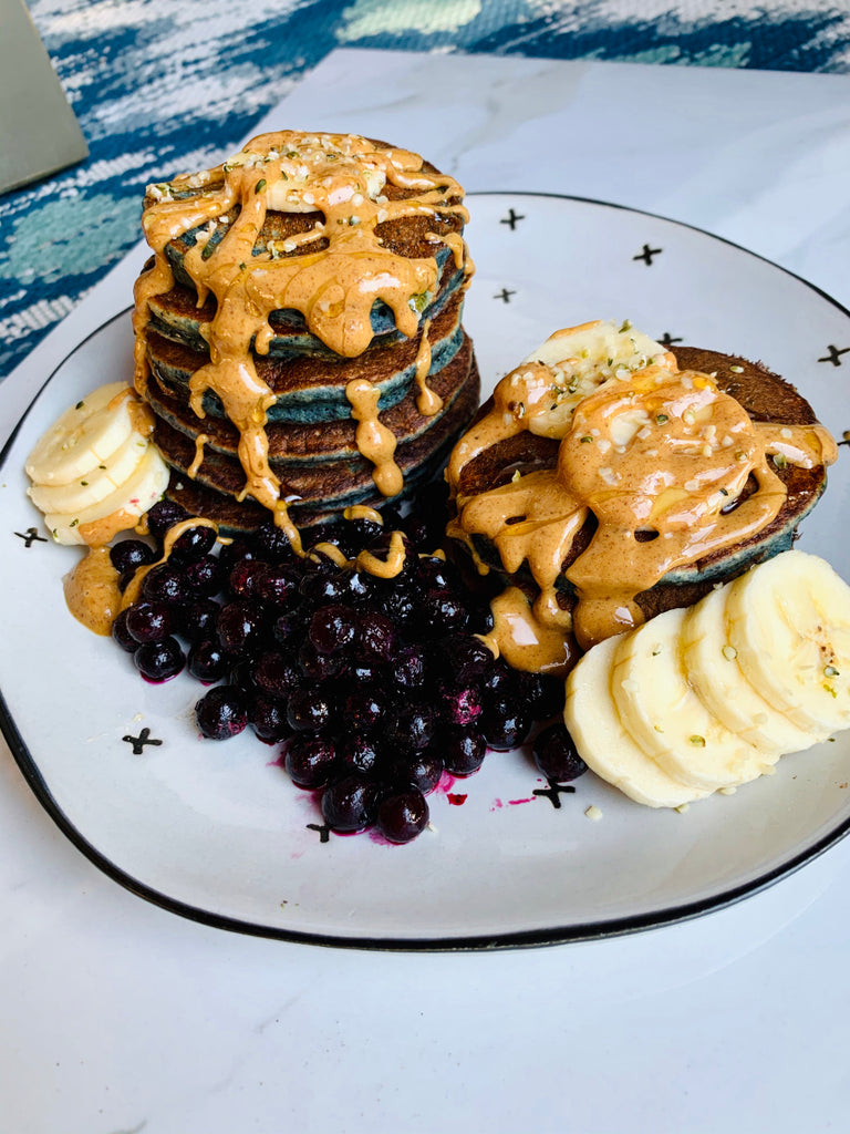 blue-berry banana blender pancakes