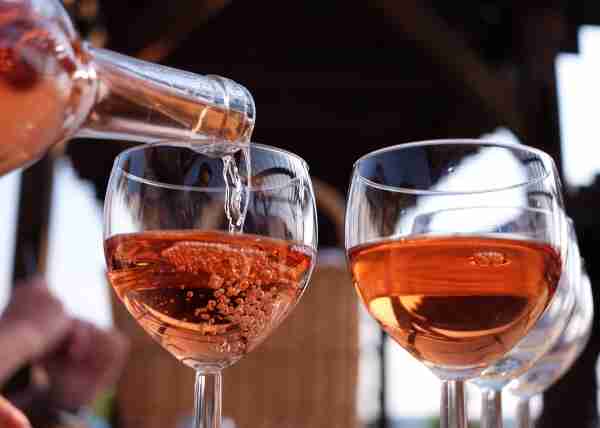 Just in time for National Wine Day, your credit card could uncork perks and savings