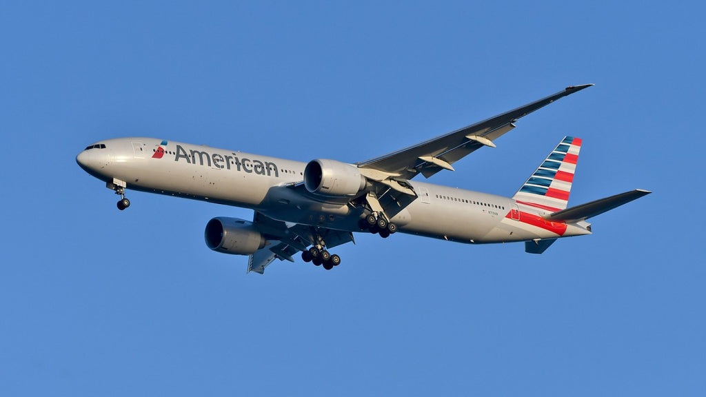 American Airlines delays by a month the introduction of a new fee structure for award tickets