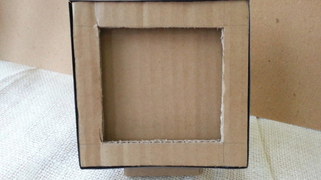 How To Make a Cardboard Photo Frame - DIY Home Tutorial - Guidecentral by Guidecentral English (5 years ago)