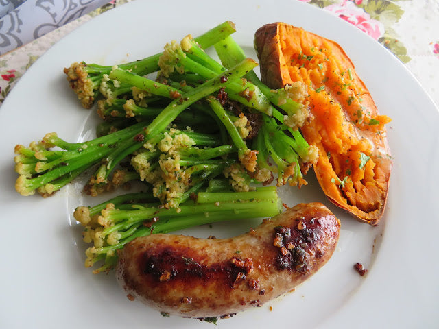 Garlic Butter Sausages & Broccoli Skillet