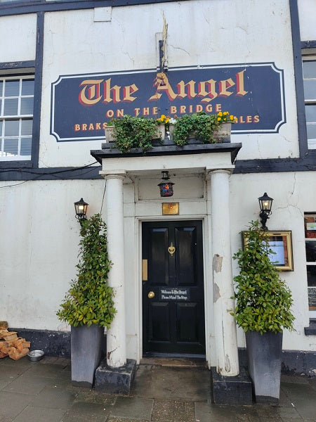 The Angel on the Bridge, Henley-on-Thames: Review